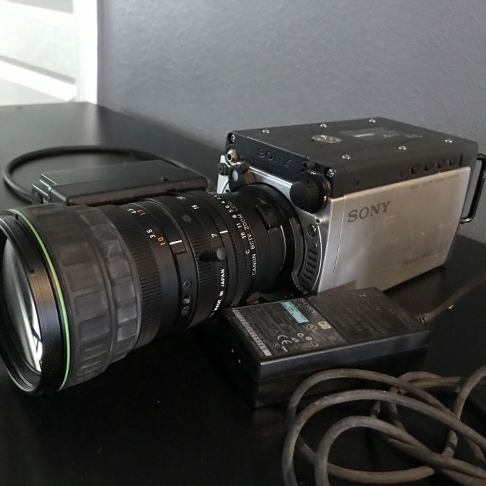Sony HDC-X300 HD 1/2" portable studio camera with Canon YH16 X 7 KTS SX14 Lens